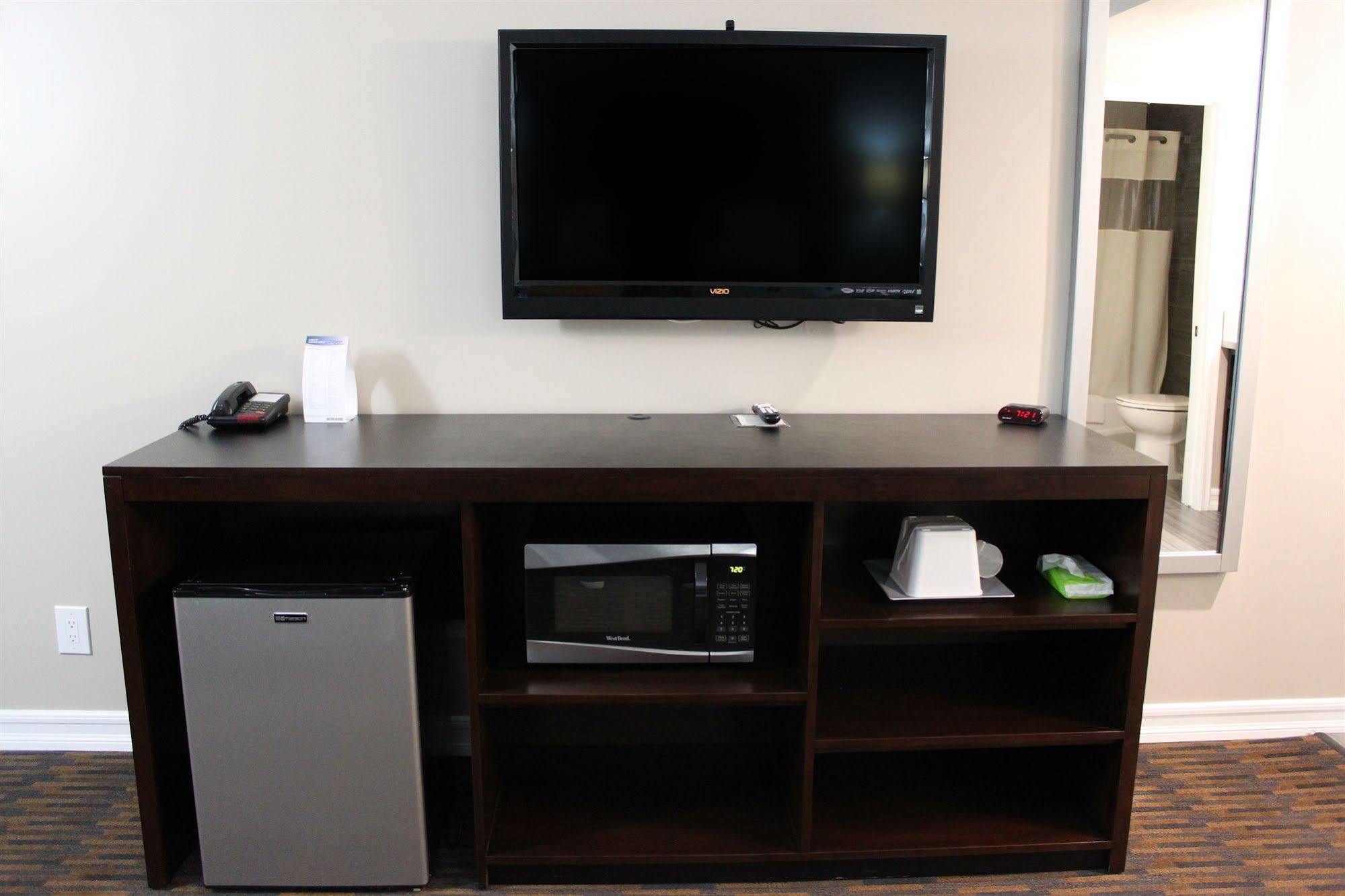 Friendly Hills Inn Уиттиер Экстерьер фото