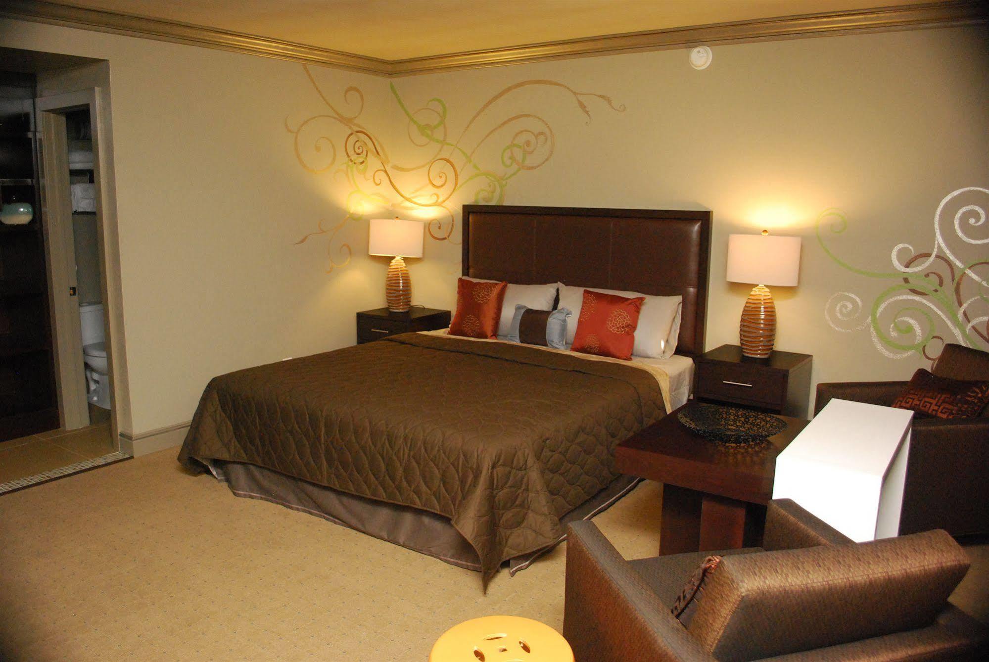 Friendly Hills Inn Уиттиер Экстерьер фото