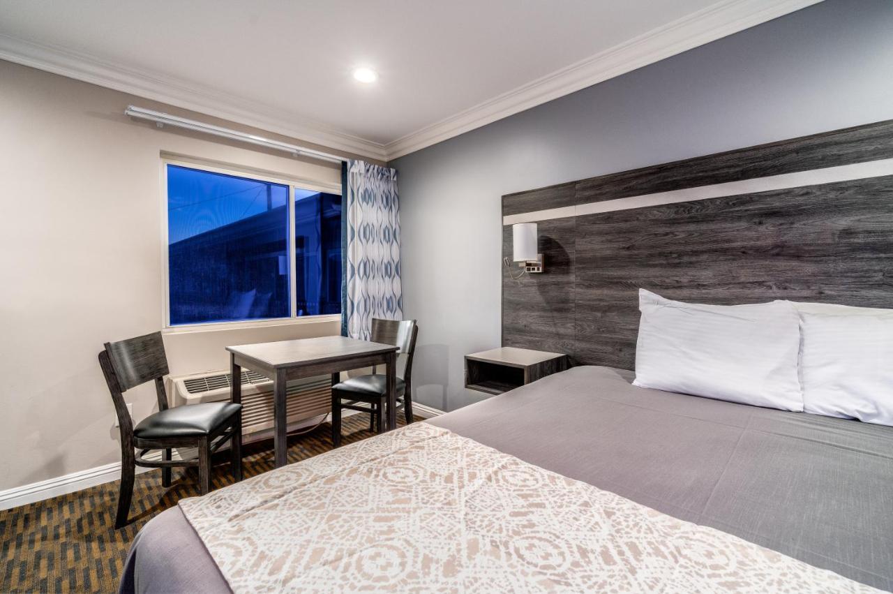 Friendly Hills Inn Уиттиер Экстерьер фото