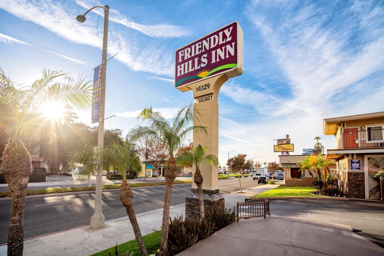 Friendly Hills Inn Уиттиер Экстерьер фото